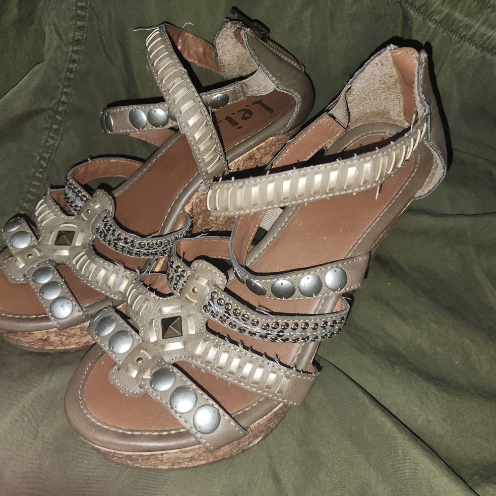 LEI Women's Sandals with Studded Accents